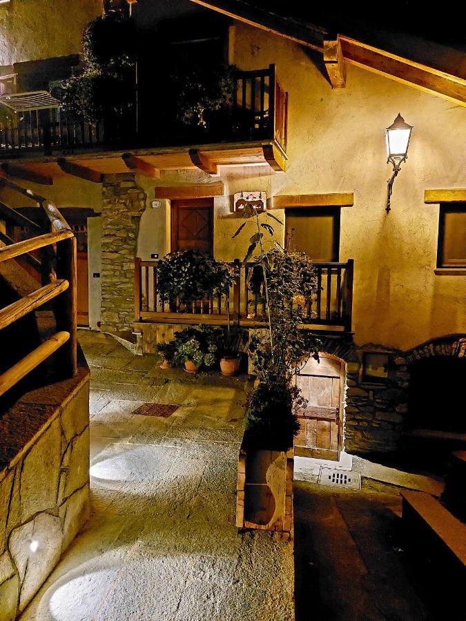Appartamento Le Bourneau Aosta Dış mekan fotoğraf