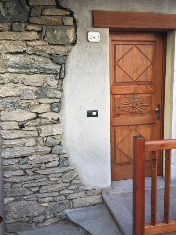 Appartamento Le Bourneau Aosta Dış mekan fotoğraf